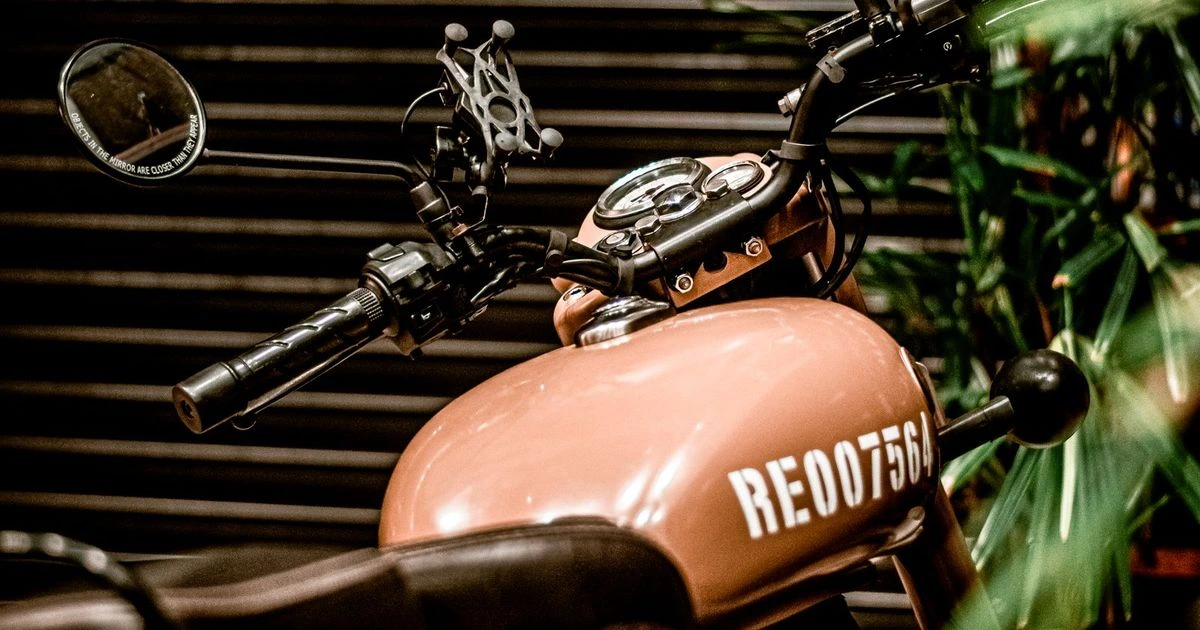 Motorcycle Riding Safety Skills and Licensing: A Rider’s Guide